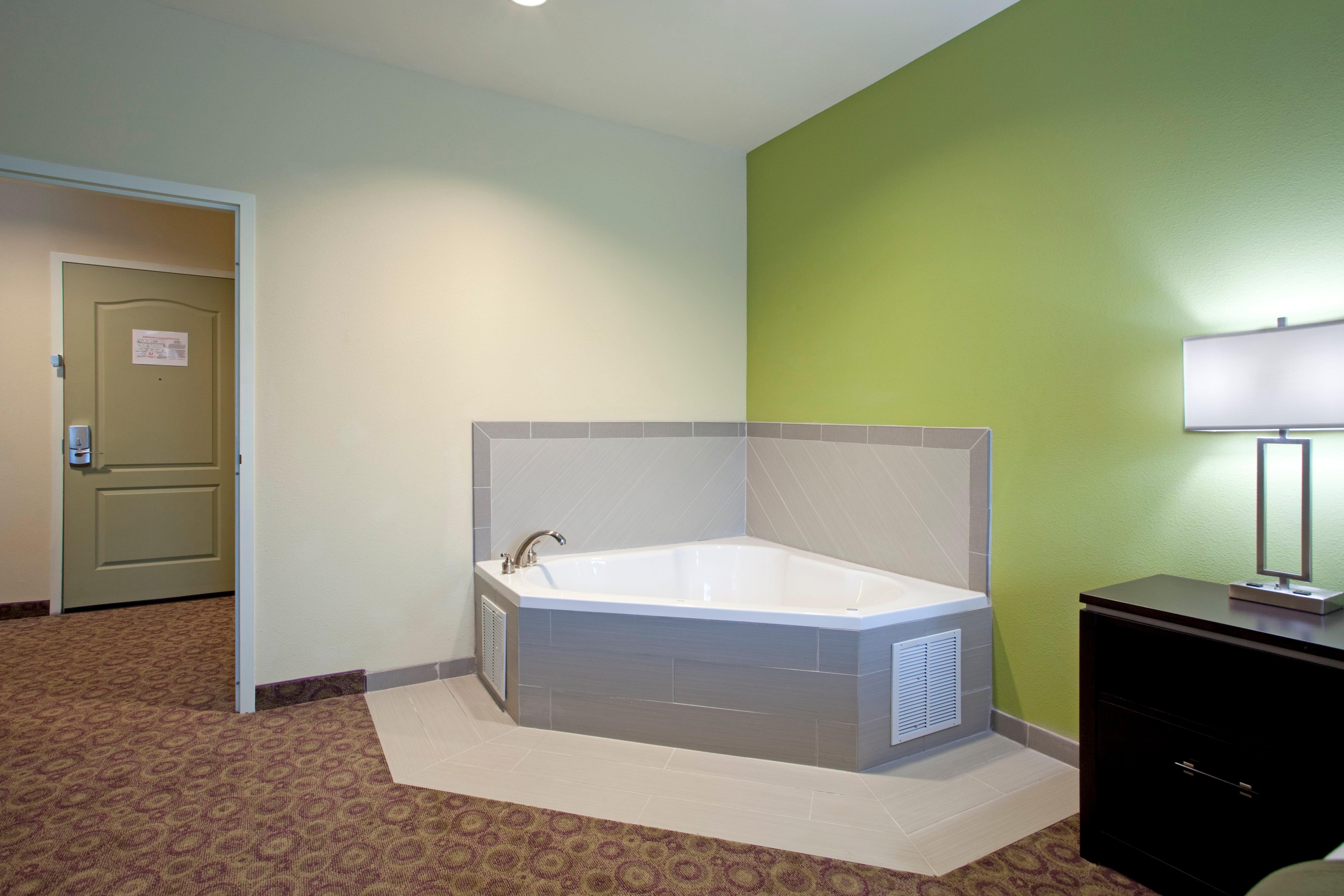 Express & - Area By Ihg Clemson